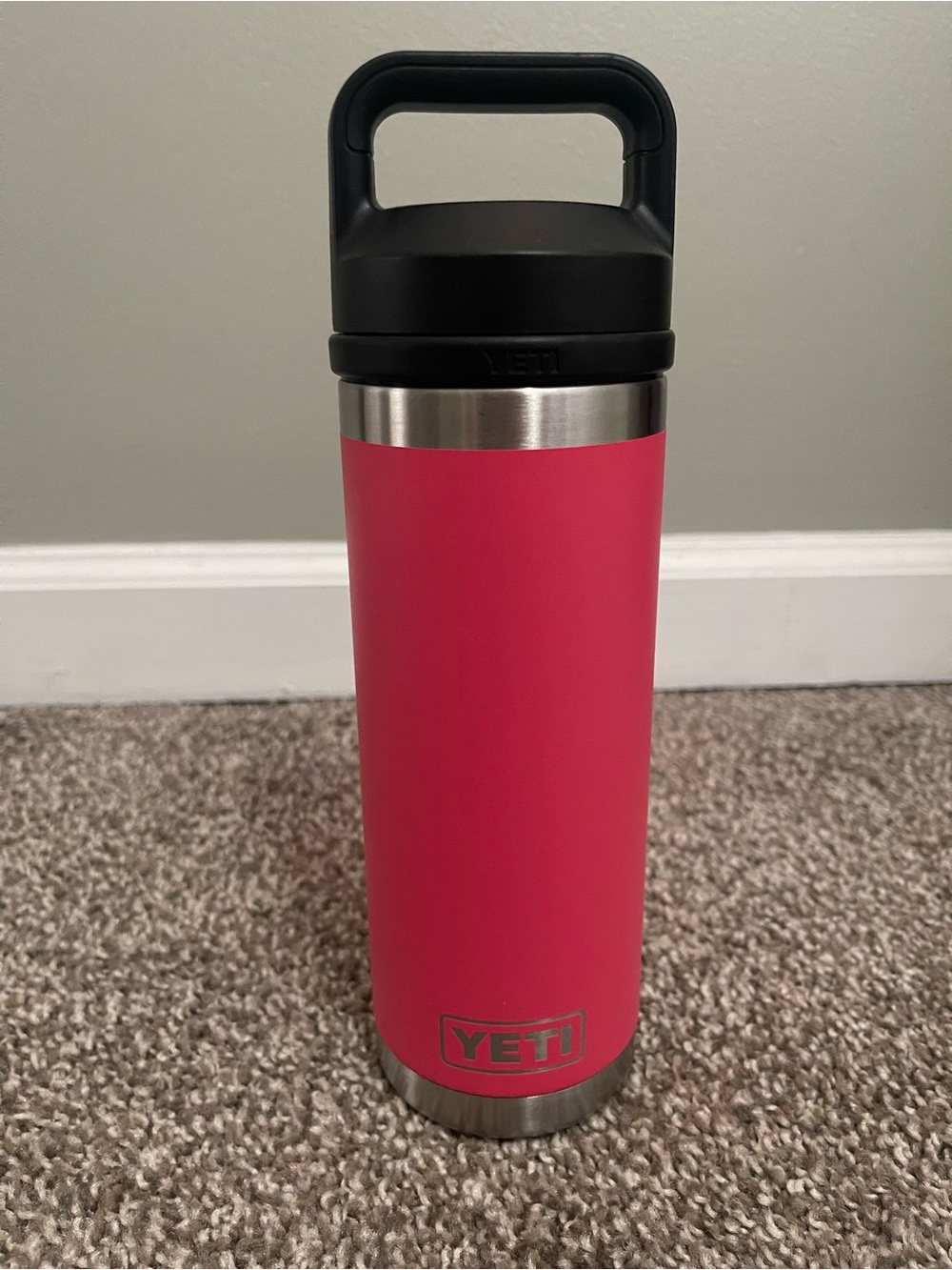 Yeti chug cap water bottle